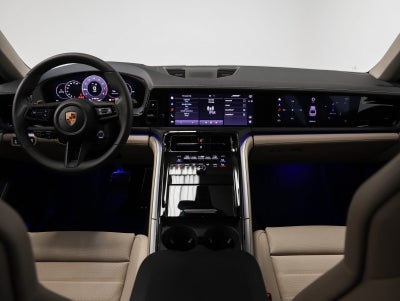 2025 Porsche Panamera Panamera 4