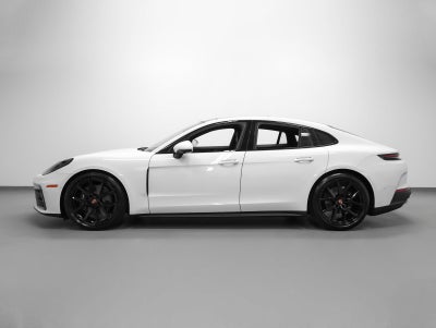 2026 Porsche Panamera Panamera 4