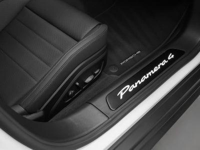 2026 Porsche Panamera Panamera 4