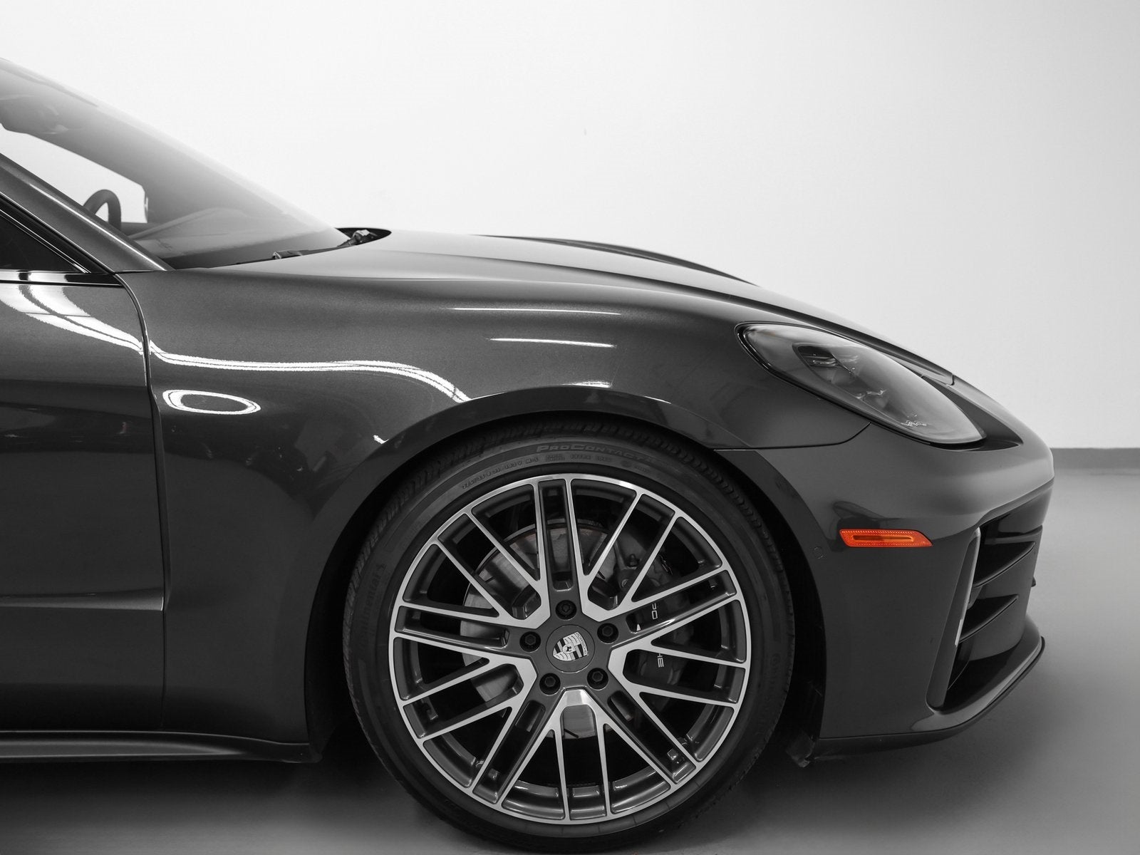 2025 Porsche Panamera Panamera 4