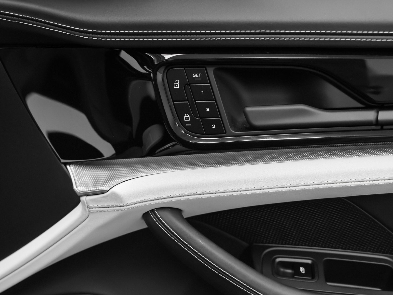 2025 Porsche Panamera Panamera 4