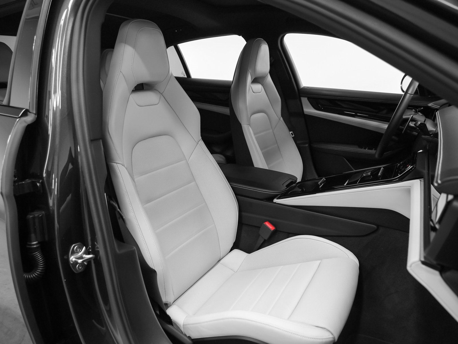 2025 Porsche Panamera Panamera 4