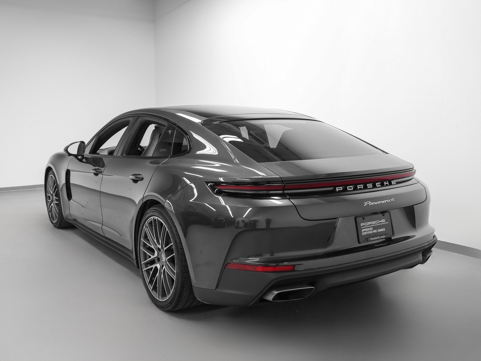 2025 Porsche Panamera Panamera 4