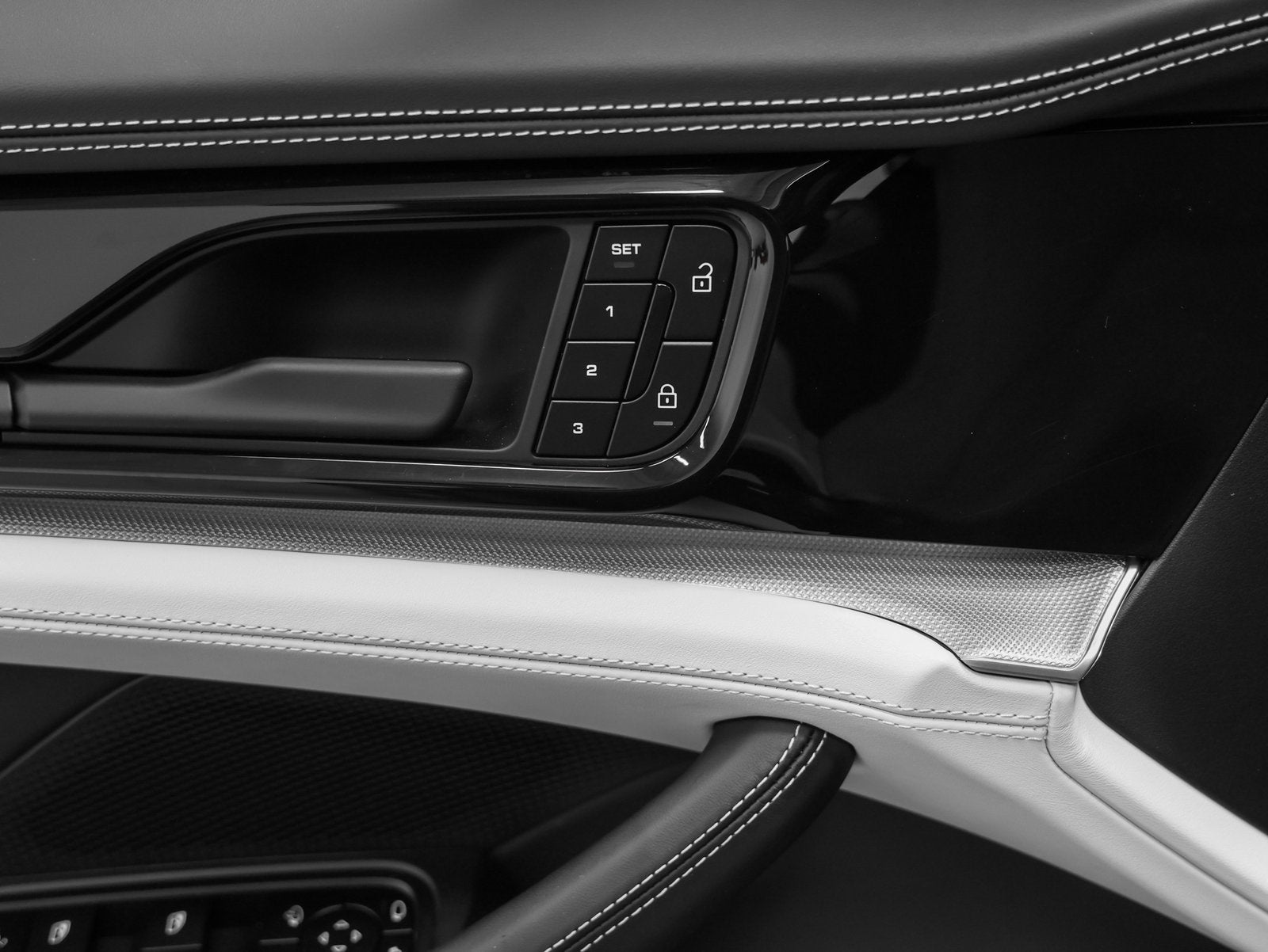 2025 Porsche Panamera Panamera 4