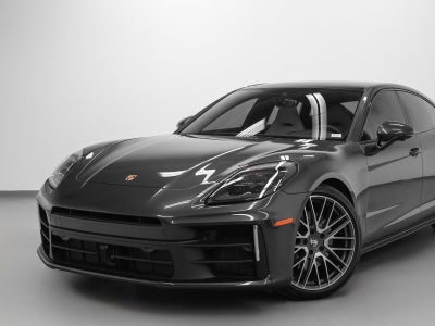 2025 Porsche Panamera Panamera 4