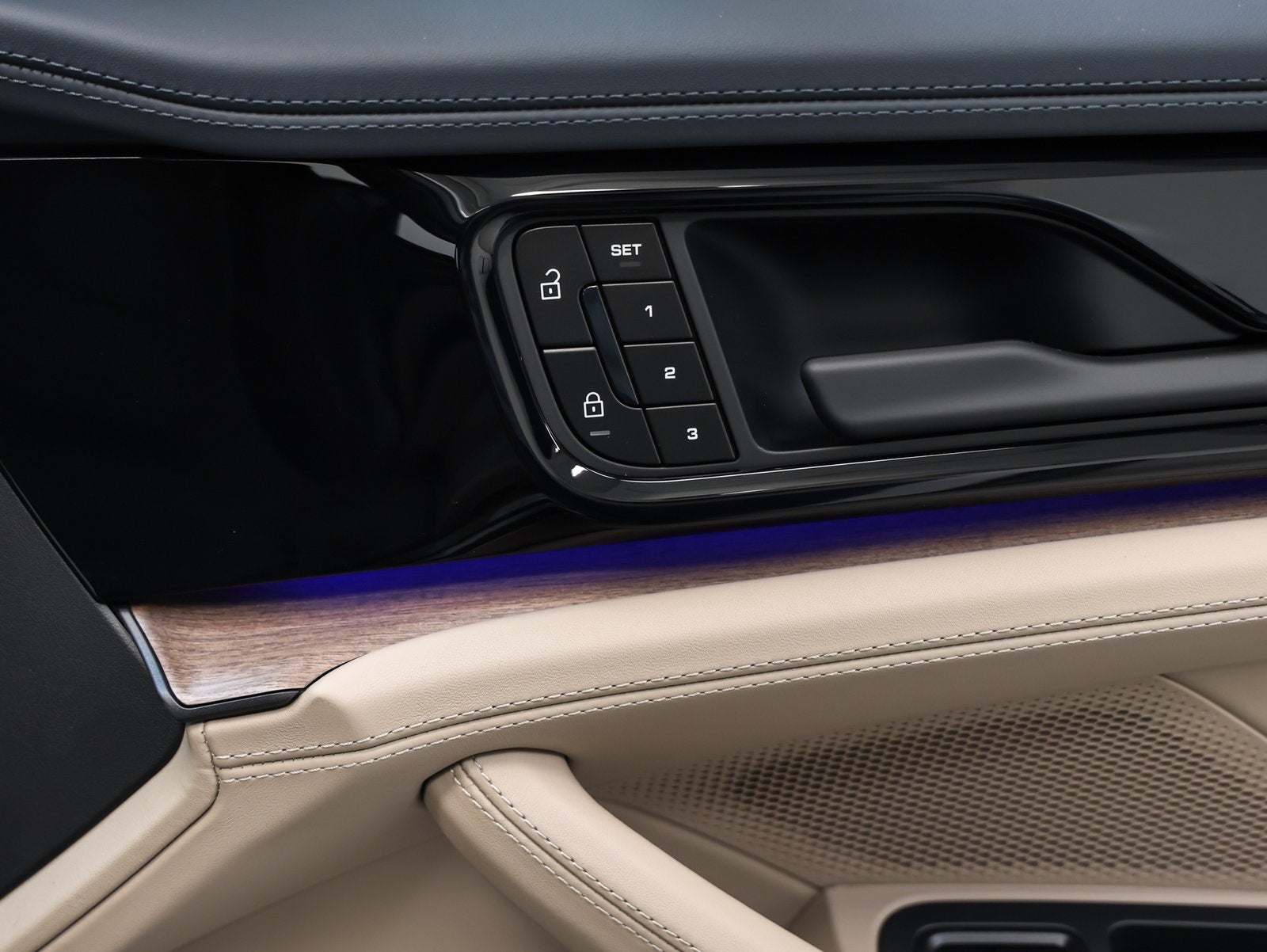 2026 Porsche Panamera Panamera 4