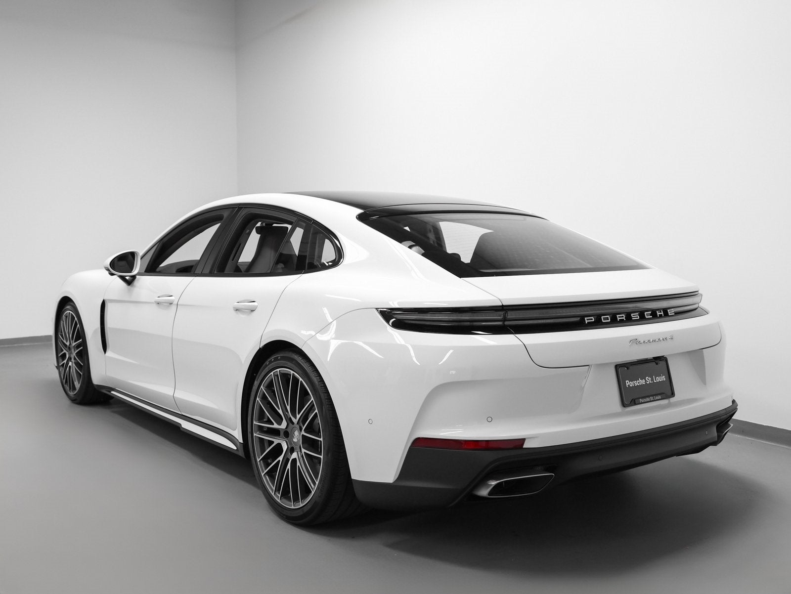 2026 Porsche Panamera Panamera 4
