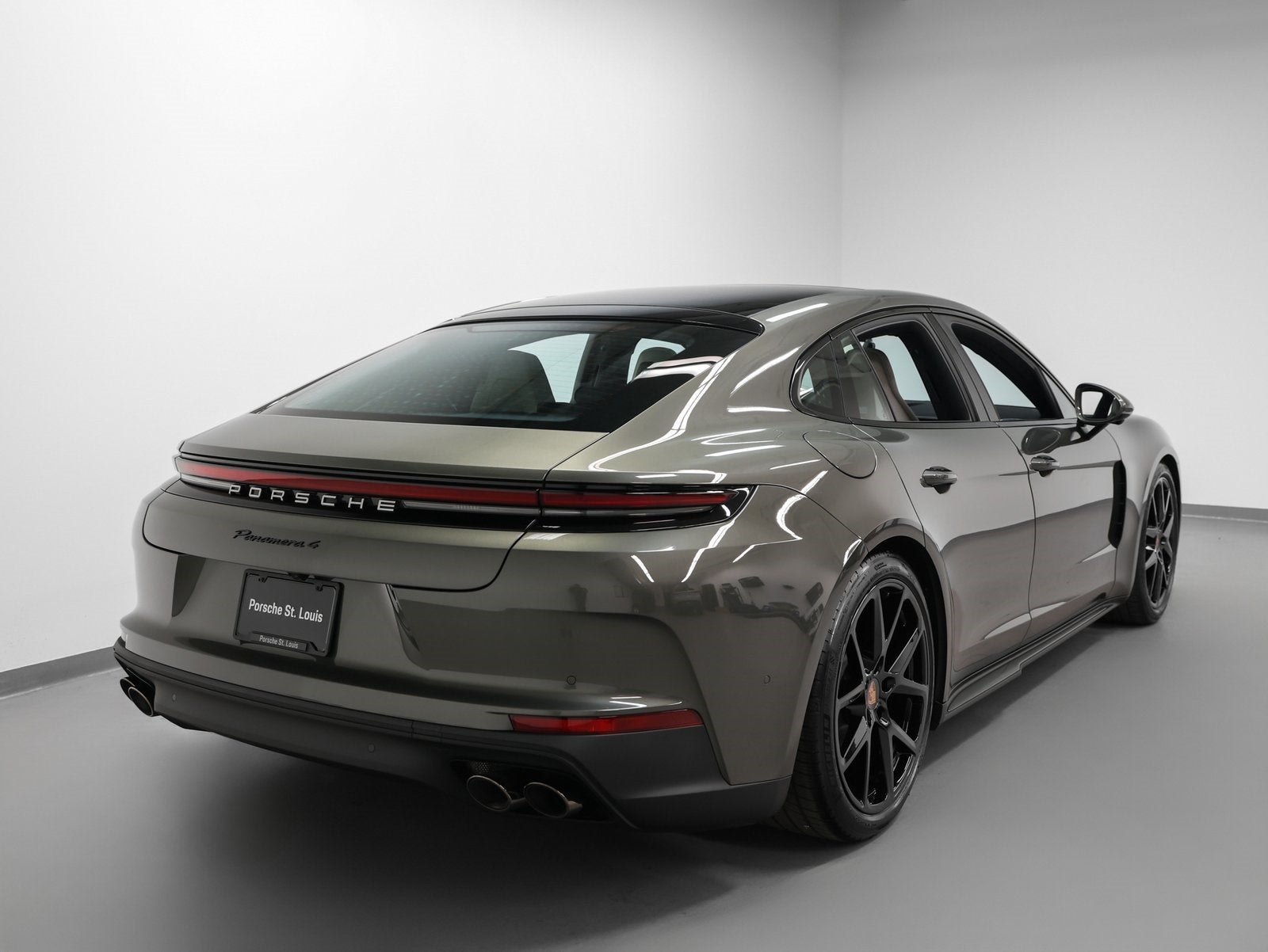 2026 Porsche Panamera Panamera 4