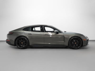 2026 Porsche Panamera Panamera 4