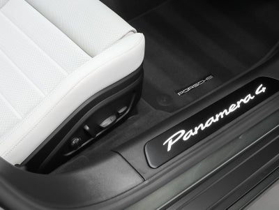 2026 Porsche Panamera Panamera 4