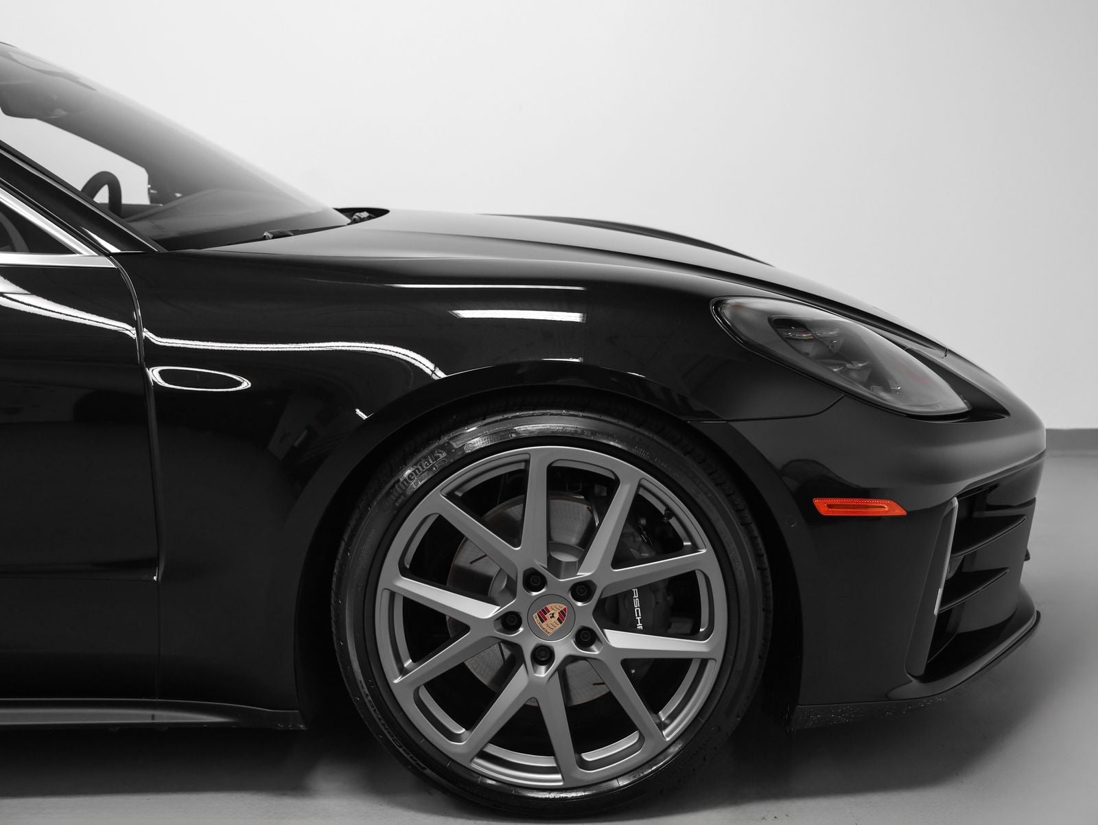 2026 Porsche Panamera 4