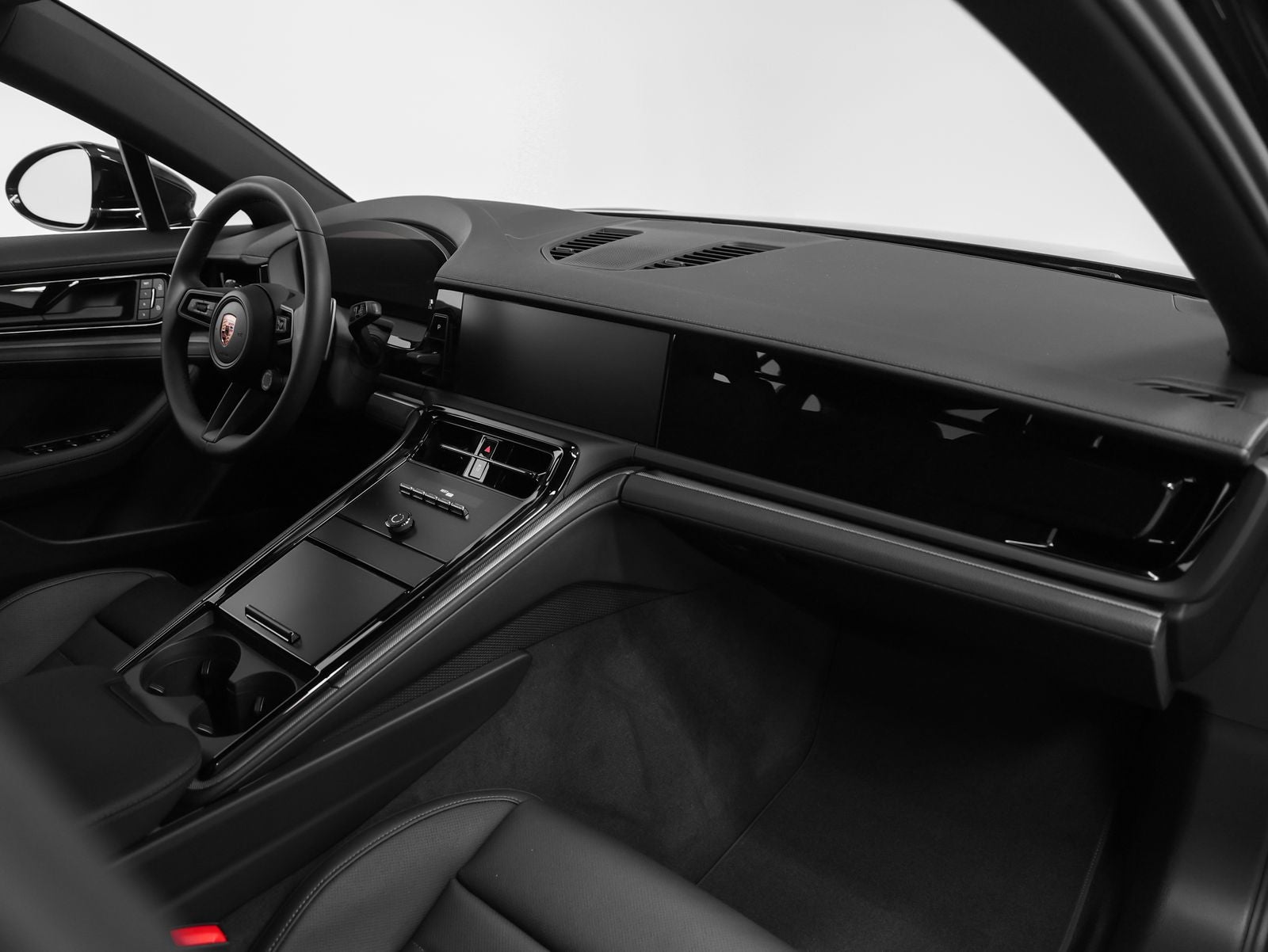 2026 Porsche Panamera 4