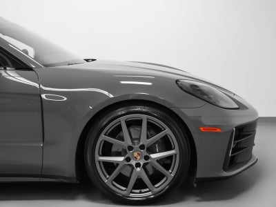 2026 Porsche Panamera Panamera 4