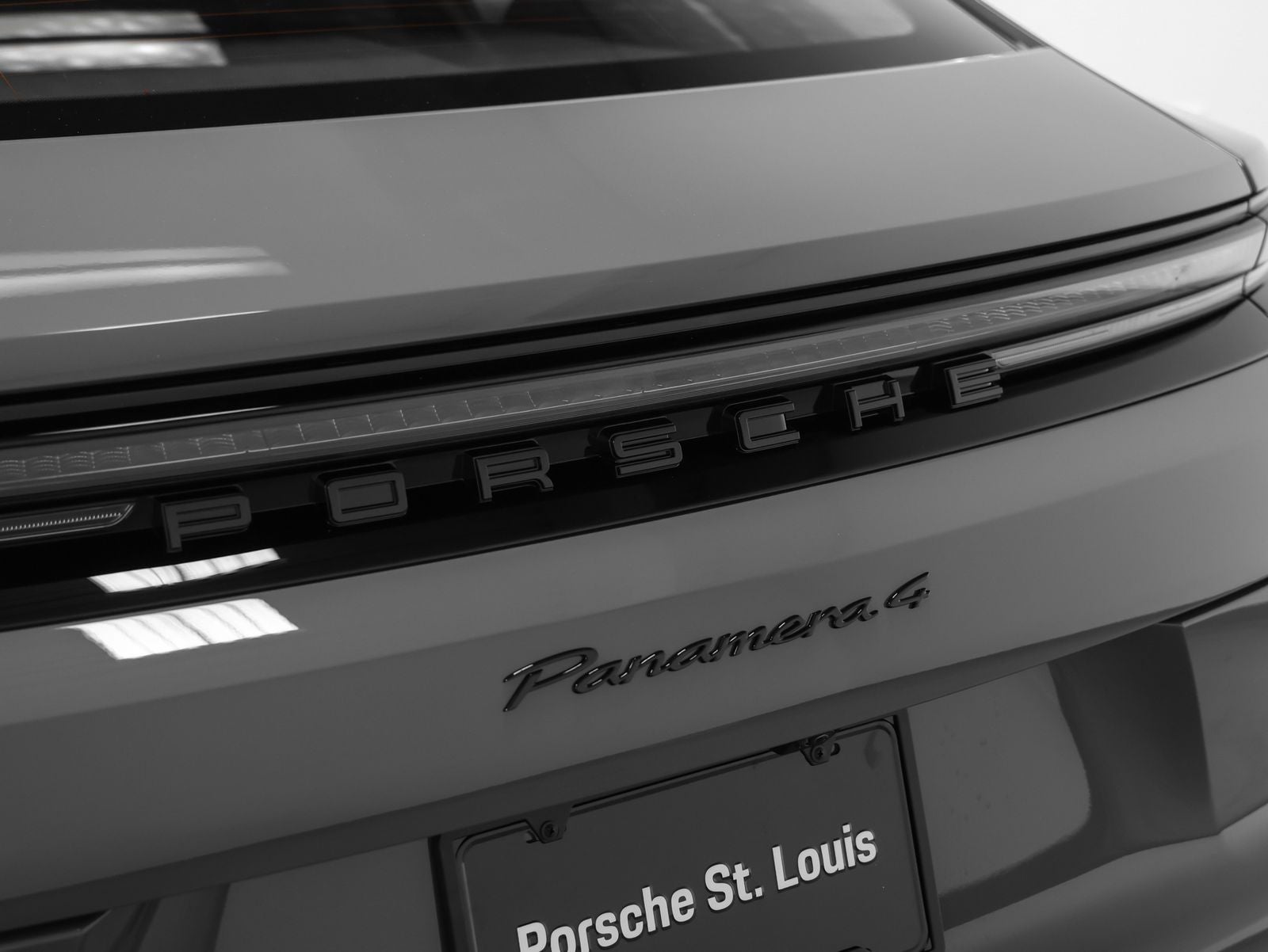 2026 Porsche Panamera Panamera 4