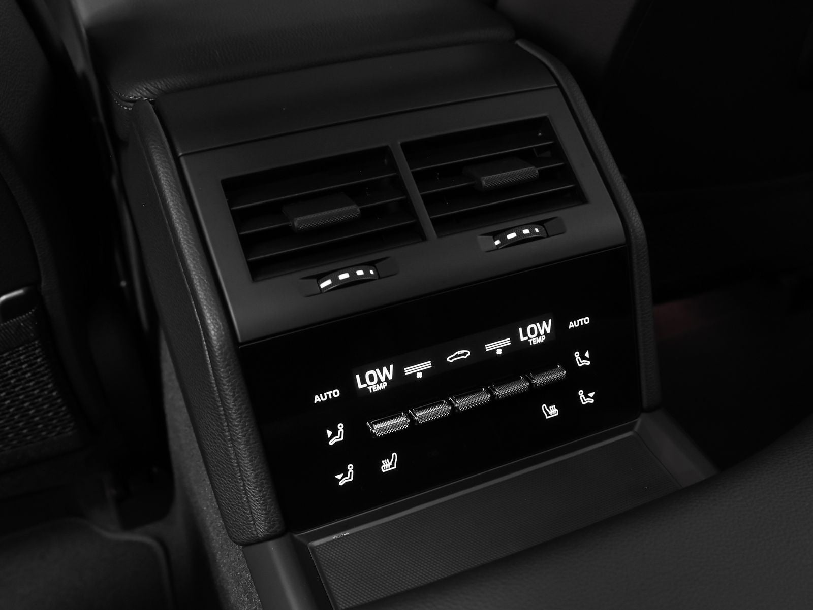 2026 Porsche Panamera Panamera 4