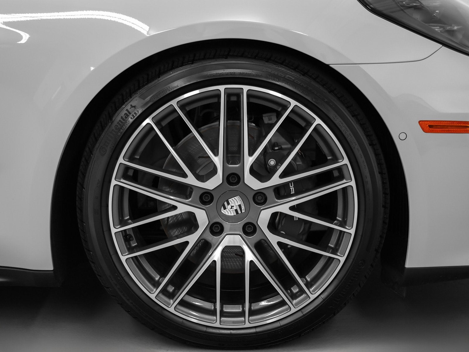 2025 Porsche Panamera Panamera 4