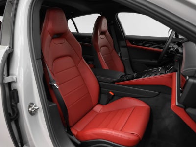 2025 Porsche Panamera Panamera 4