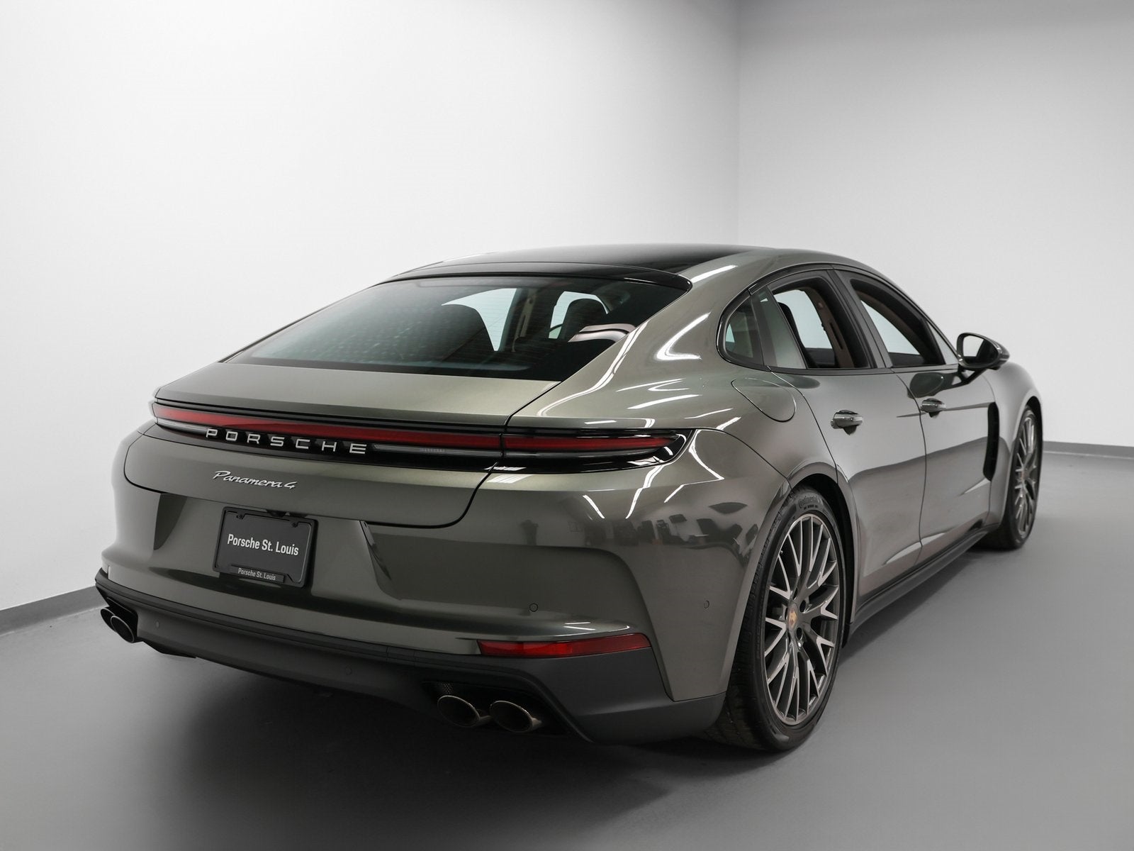 2026 Porsche Panamera Panamera 4