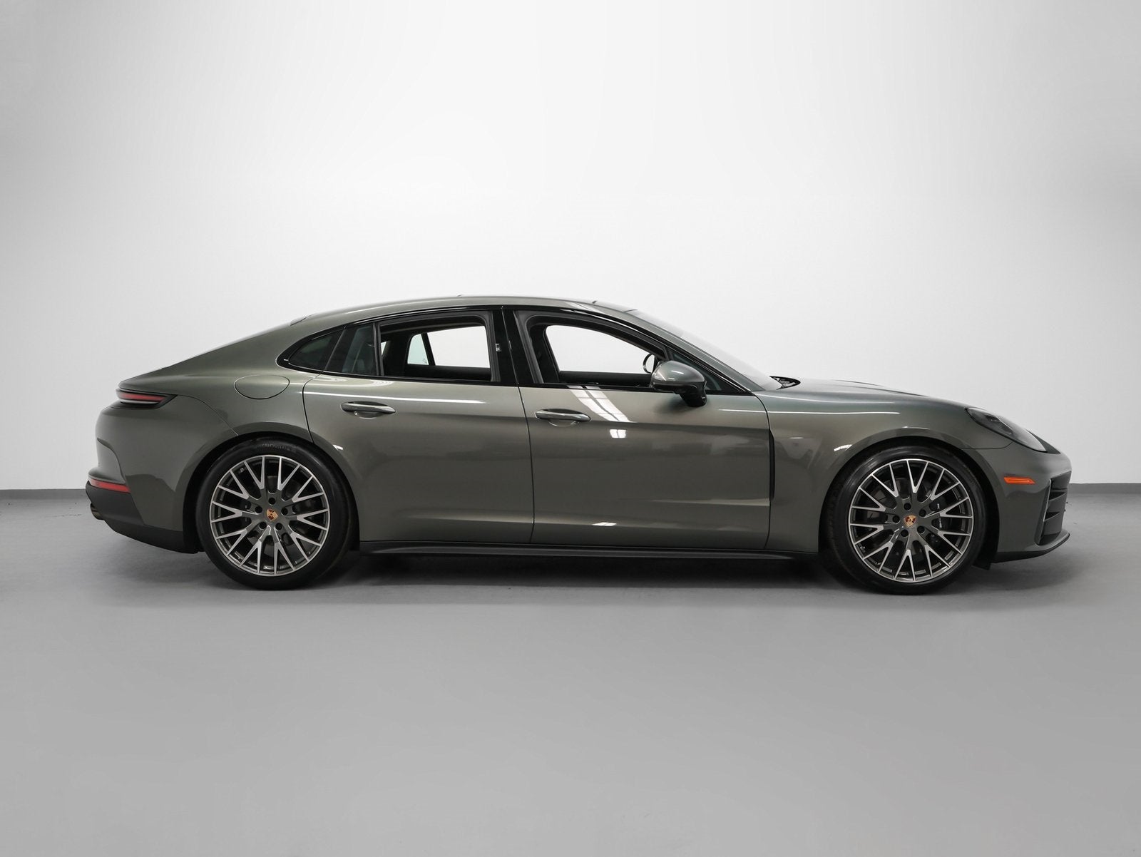 2026 Porsche Panamera Panamera 4