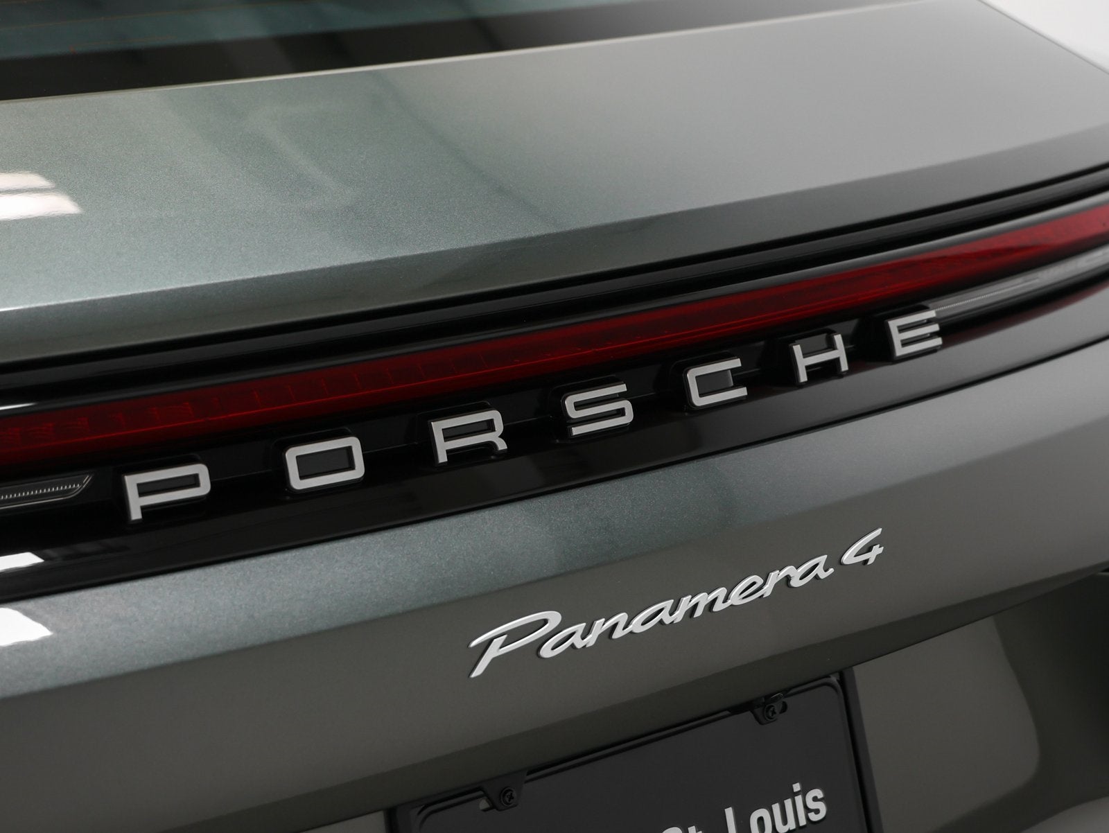 2026 Porsche Panamera Panamera 4