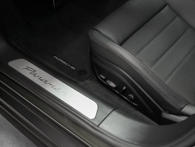 2026 Porsche Panamera Panamera 4
