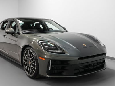 2026 Porsche Panamera Panamera 4