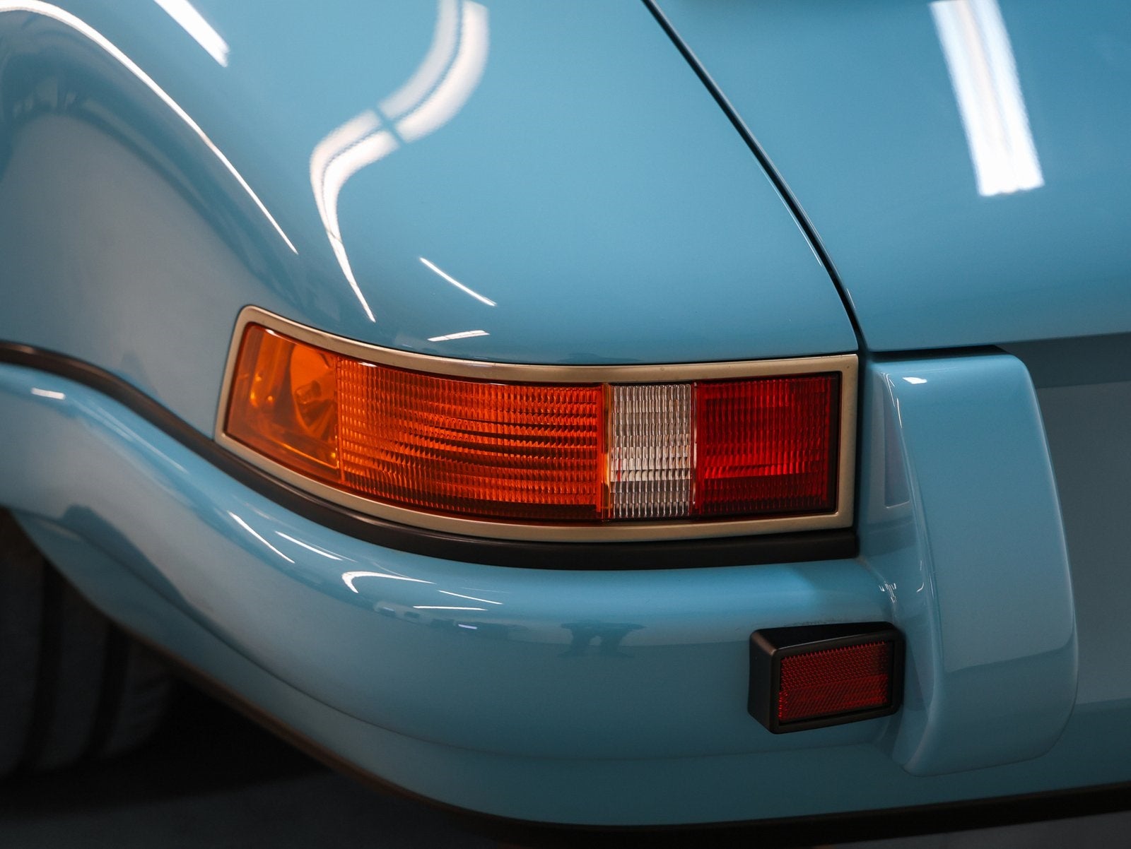 1989 Porsche 911 911 Carrera 4 Coupe