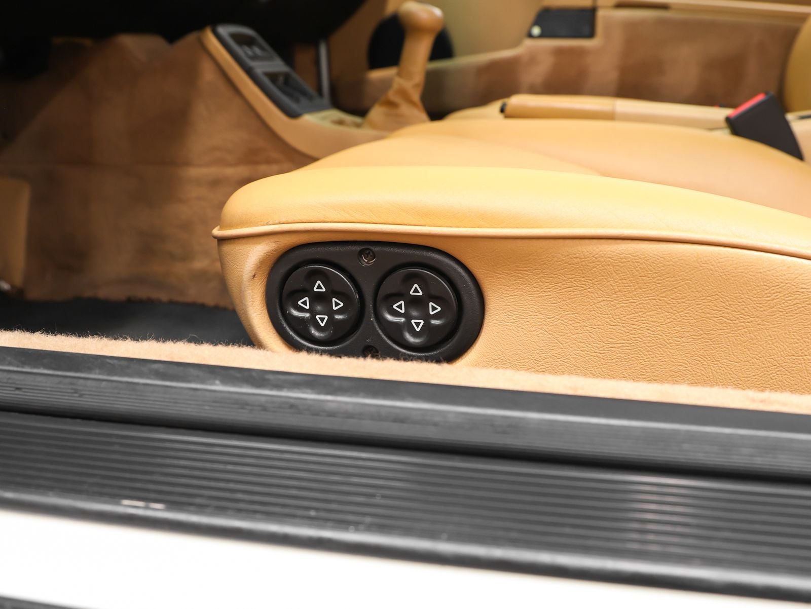 1994 Porsche 911 911 Carrera 4 Coupe Turbo-Look