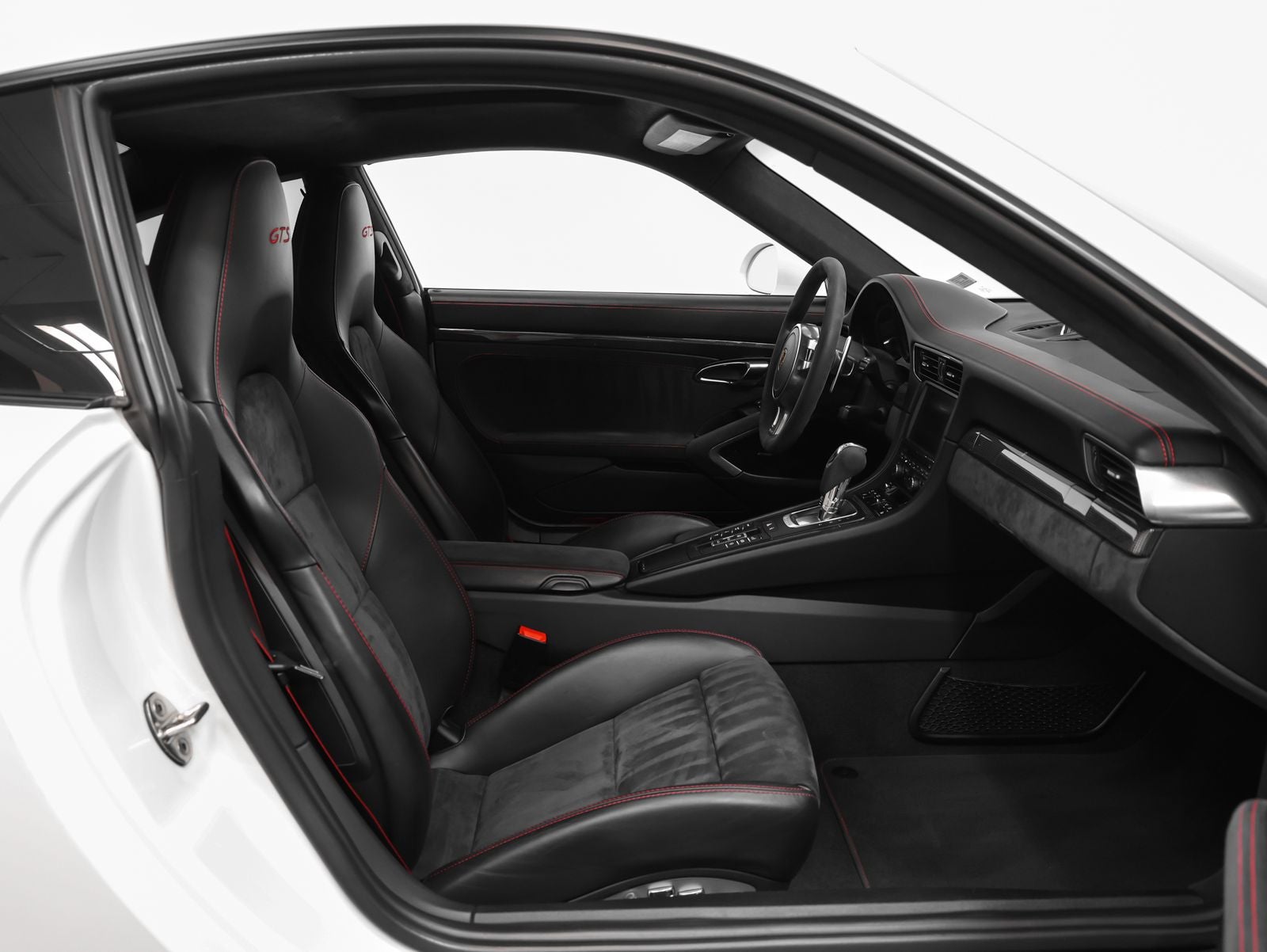 2016 Porsche 911 911 Carrera GTS