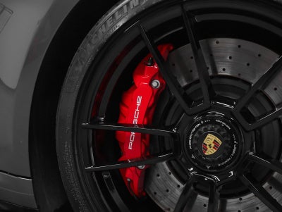 2022 Porsche 911 Carrera 4 GTS