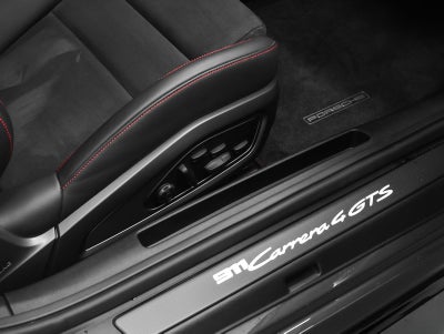 2022 Porsche 911 Carrera 4 GTS