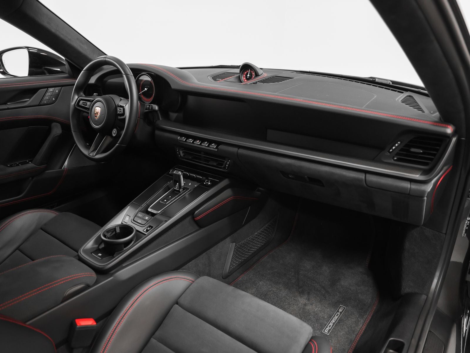 2022 Porsche 911 Carrera 4 GTS