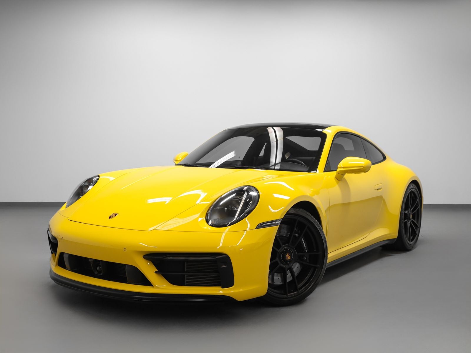 2024 Porsche 911 GTS