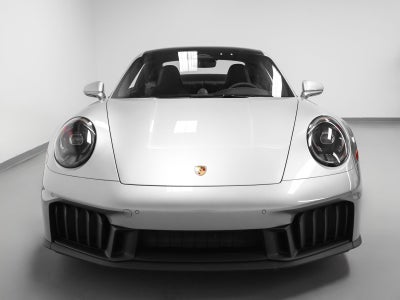 2026 Porsche 911 Carrera GTS