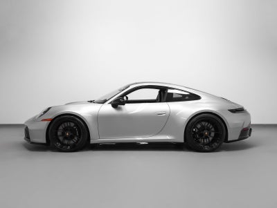 2025 Porsche 911 Carrera GTS