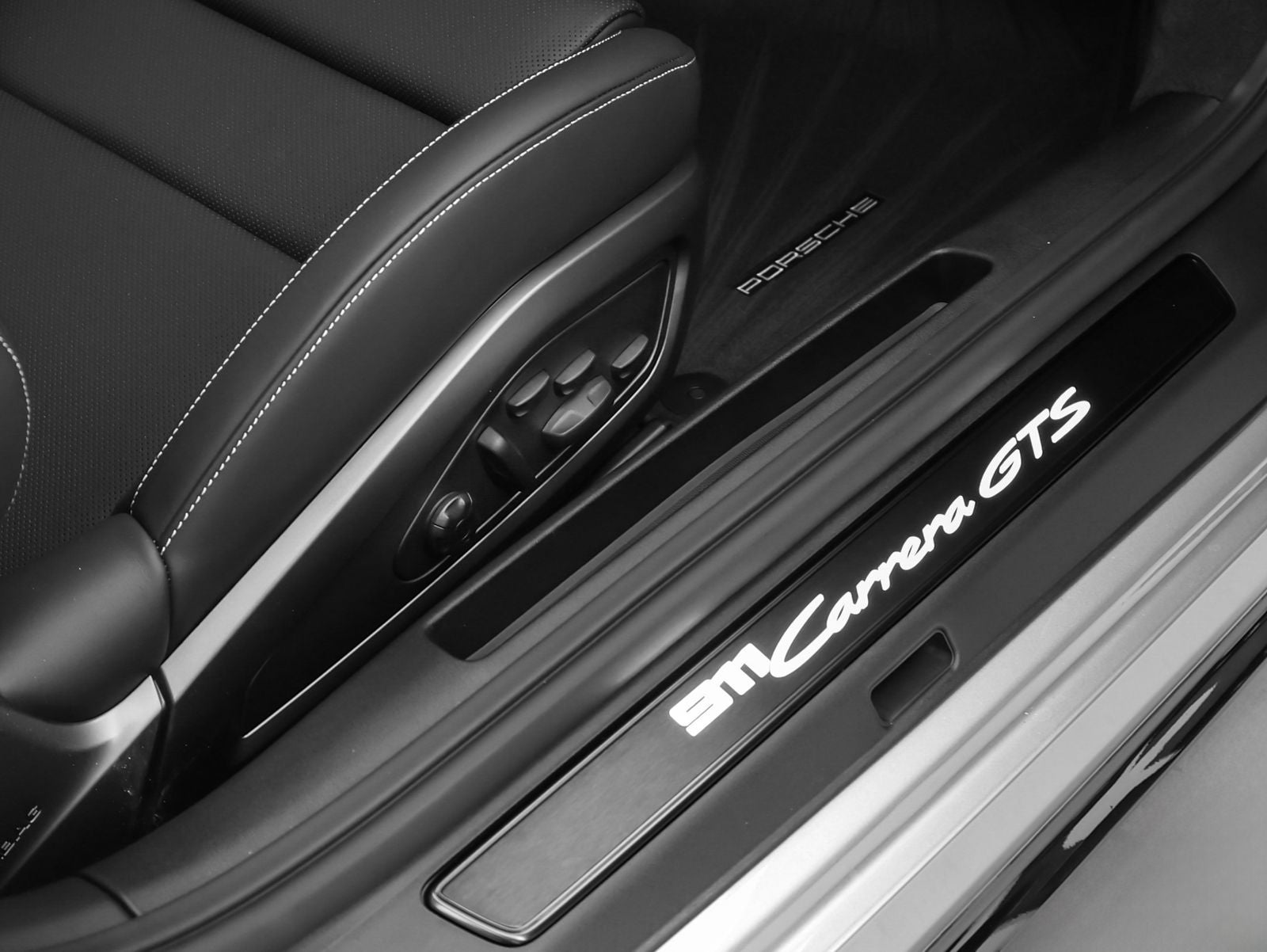 2025 Porsche 911 Carrera GTS
