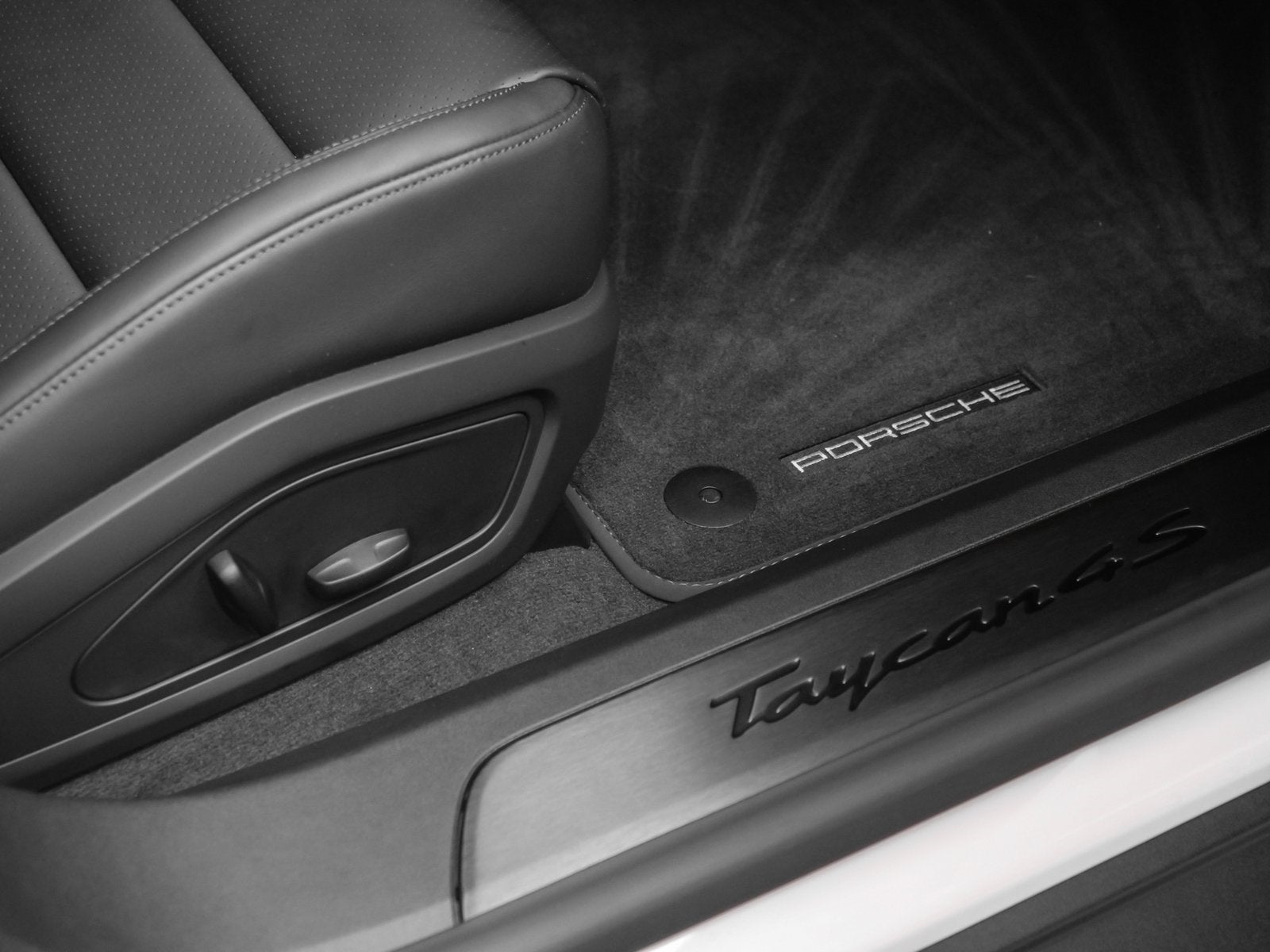 2025 Porsche Taycan Taycan 4S