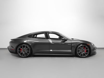 2026 Porsche Taycan 4S