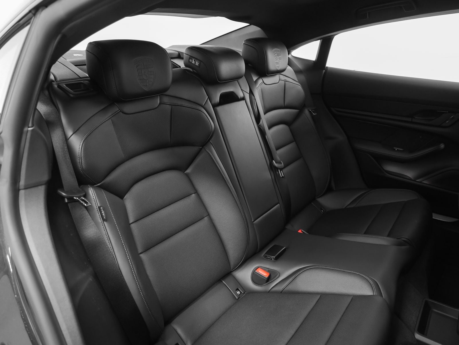 2026 Porsche Taycan 4S