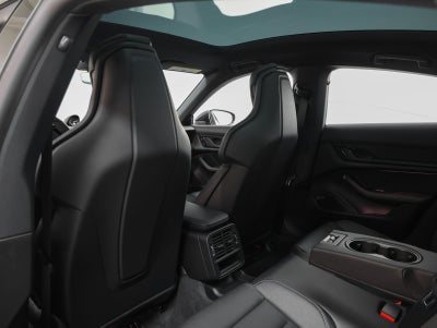 2026 Porsche Taycan 4S