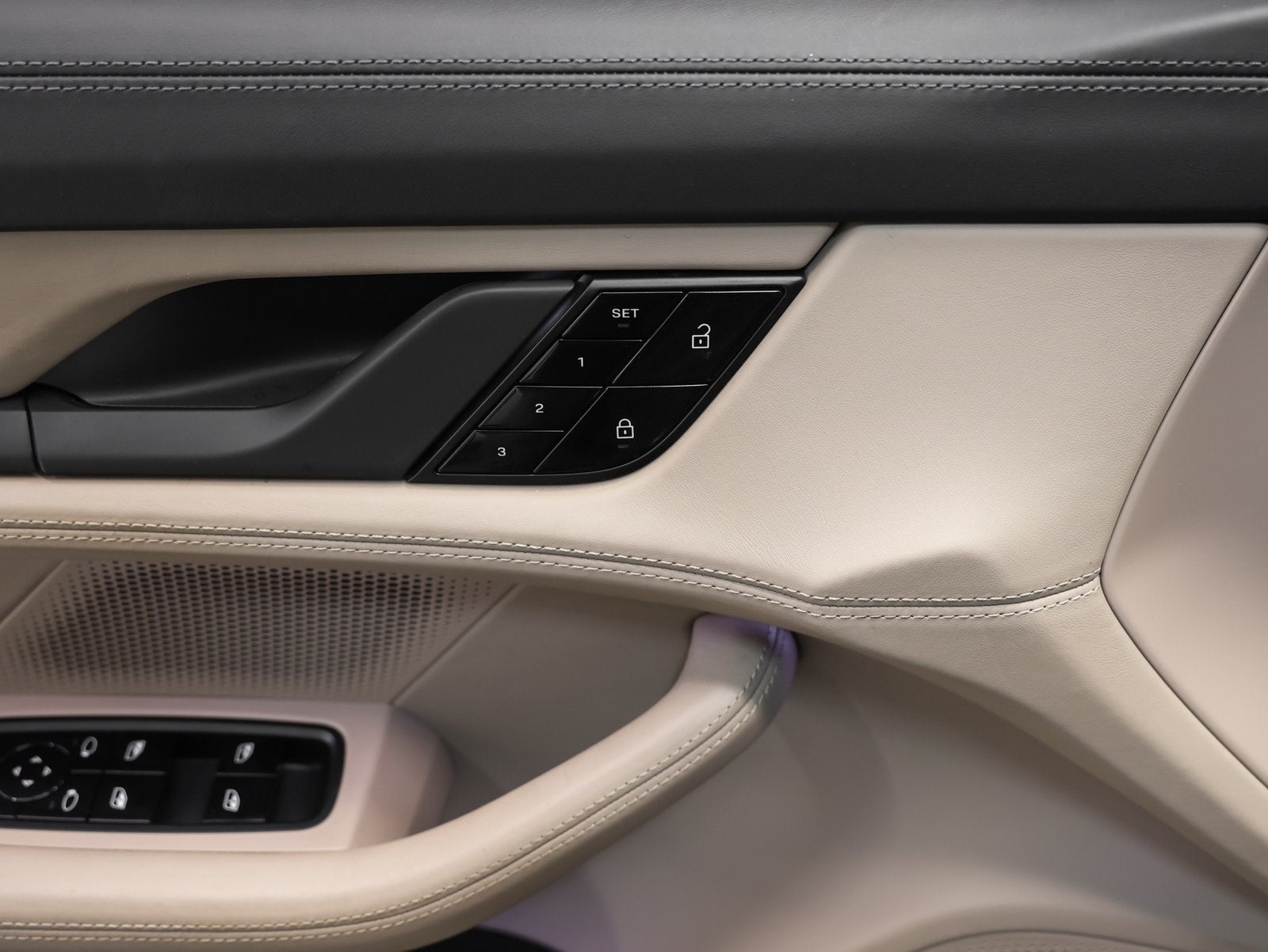 2021 Porsche Taycan Taycan 4S