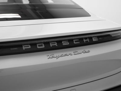 2021 Porsche Taycan Taycan Turbo