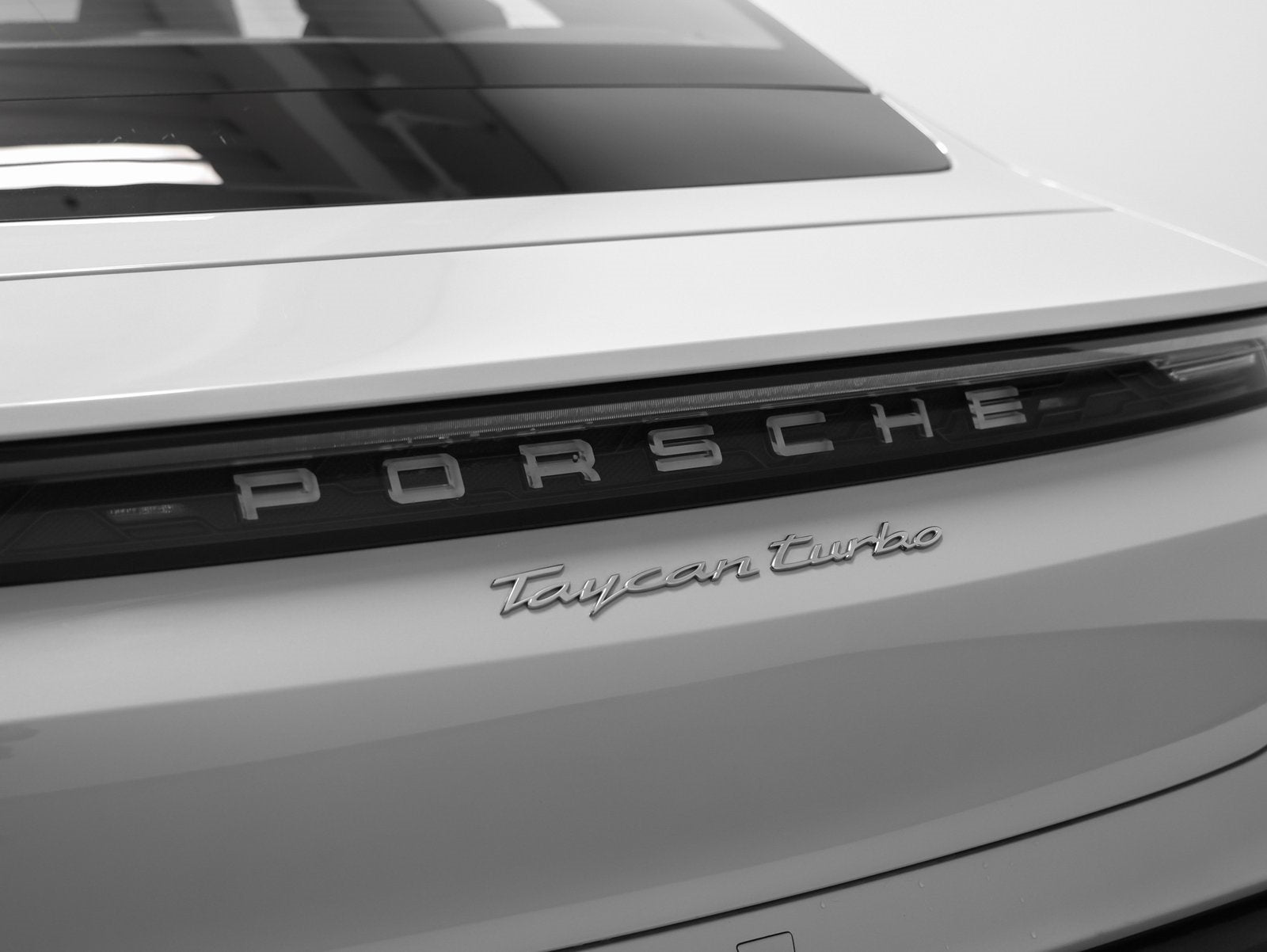 2021 Porsche Taycan Taycan Turbo