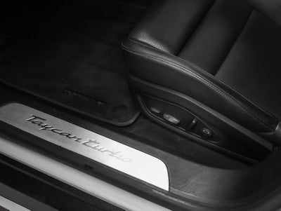 2021 Porsche Taycan Taycan Turbo