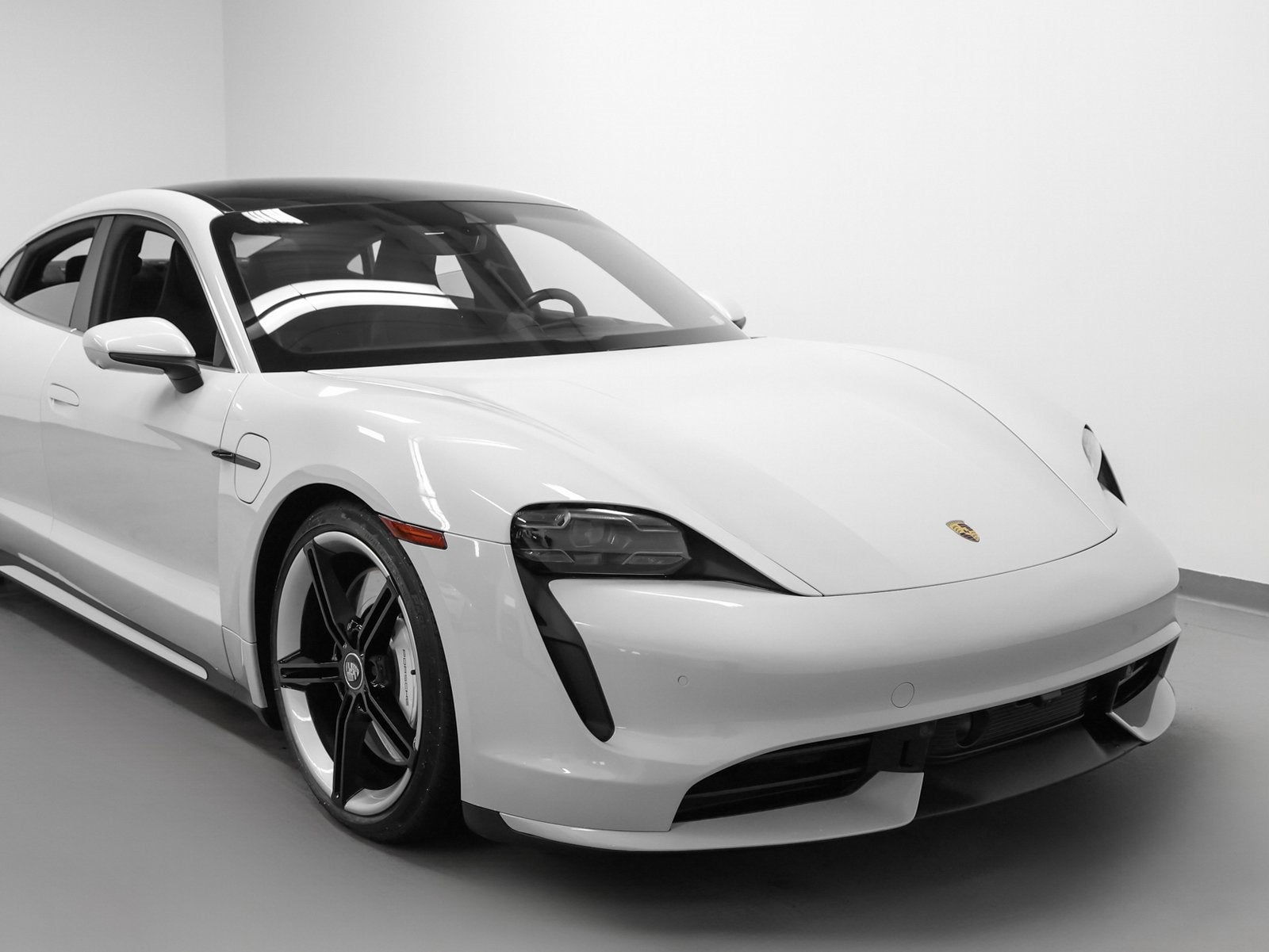 2021 Porsche Taycan Taycan Turbo