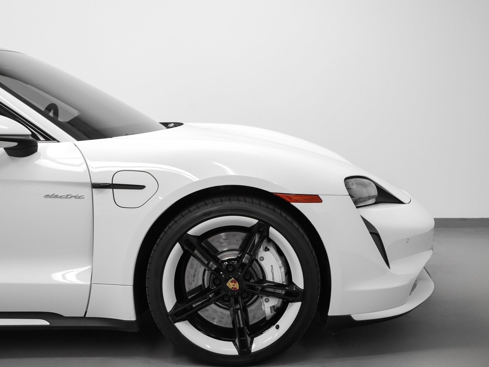 2024 Porsche Taycan Taycan Turbo (MY24)