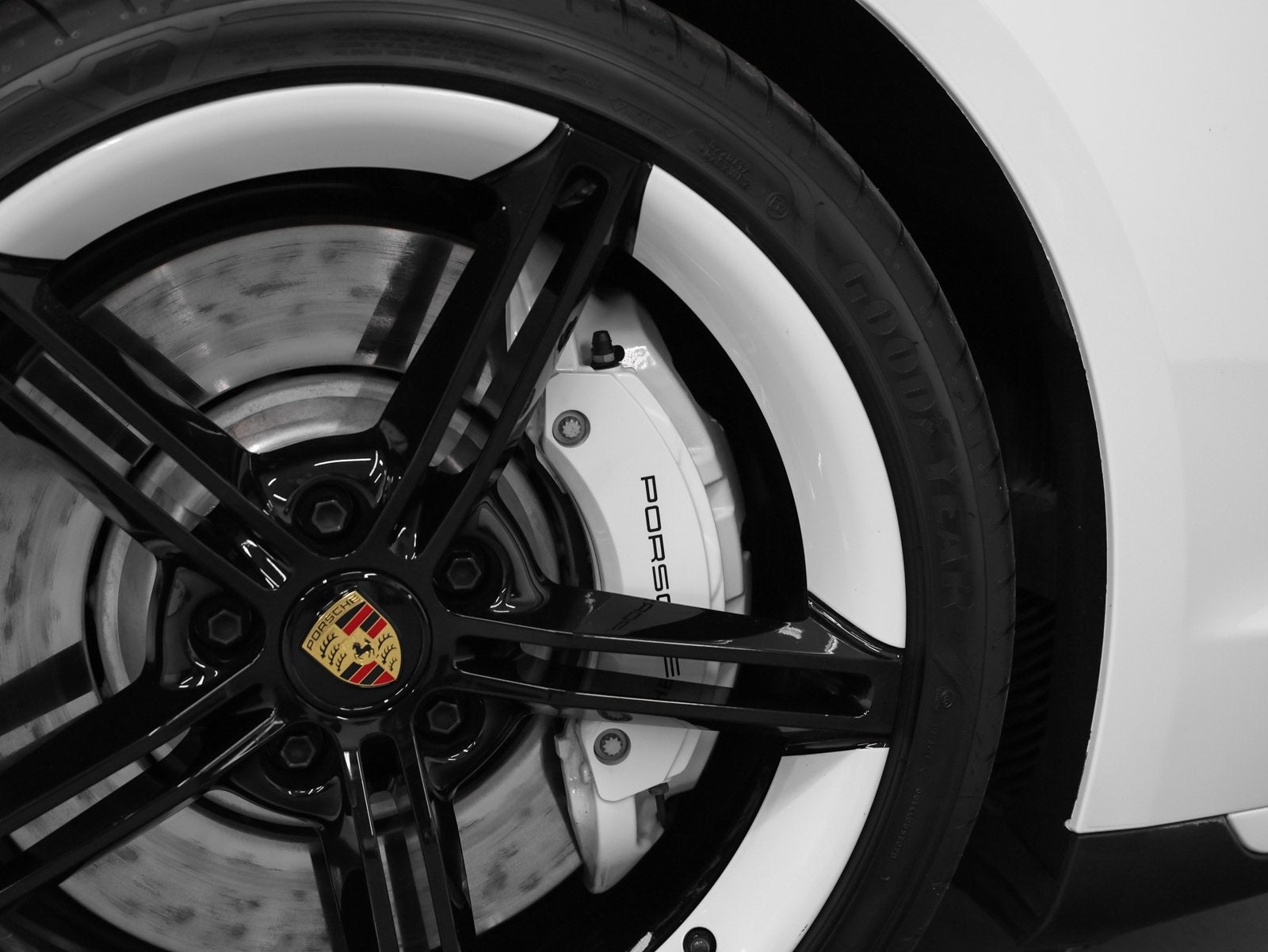 2024 Porsche Taycan Taycan Turbo (MY24)