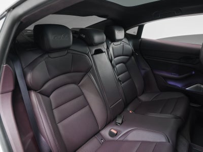 2024 Porsche Taycan Taycan Turbo (MY24)