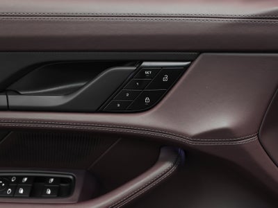 2024 Porsche Taycan Taycan Turbo (MY24)