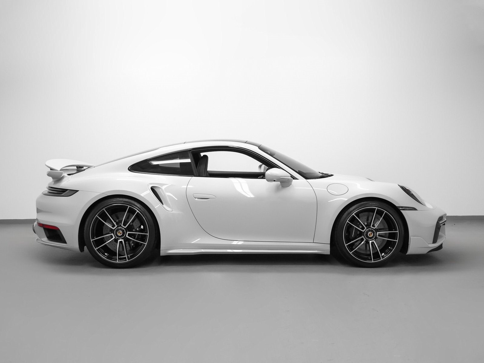 2025 Porsche 911 911 Turbo S